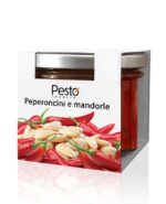 Pesto di peperoncini e mandorle